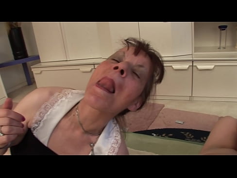 ❤️ Due nonne e un nonno fanno una cosa a tre ❤❌ Pornoal it.porno24-7.ru ❌❤