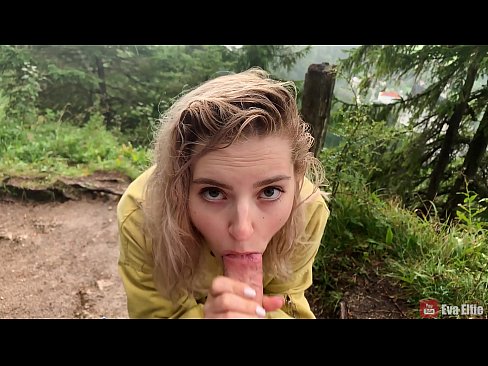 ❤️ Ragazza ingoia lo sperma dopo un pompino in pubblico - Eva Elfi ❤❌ Pornoal it.porno24-7.ru ❌❤